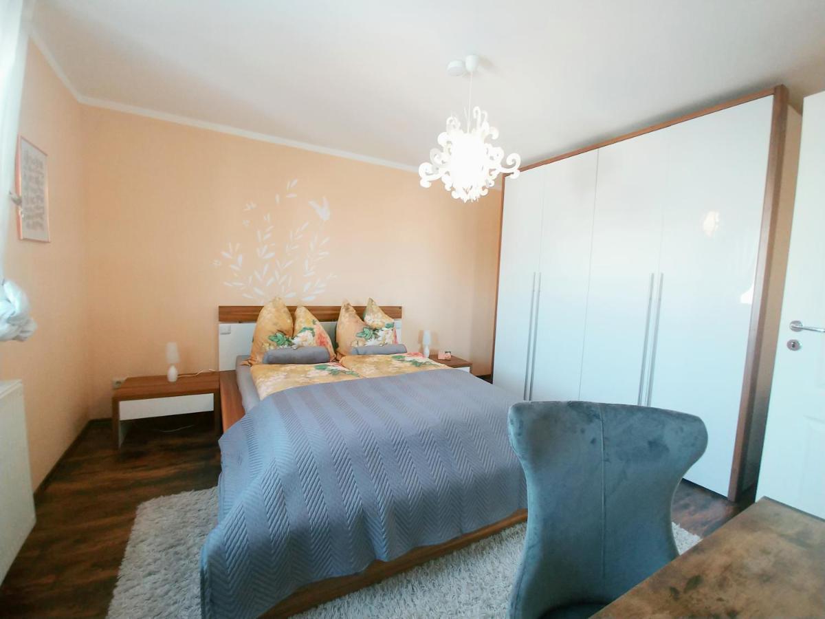 Wohlfuehlzeit Im Zittauer Gebirge Apartment Exterior foto